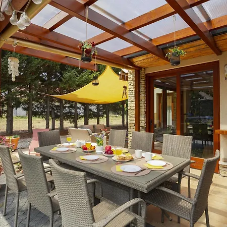 Holiday home Mediterran By Interhome